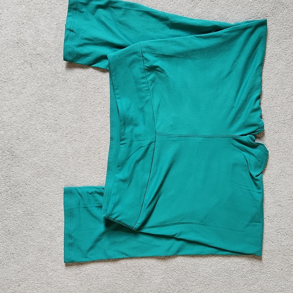 Super Soft/Stretch Cropped Leggings - Green - One Size